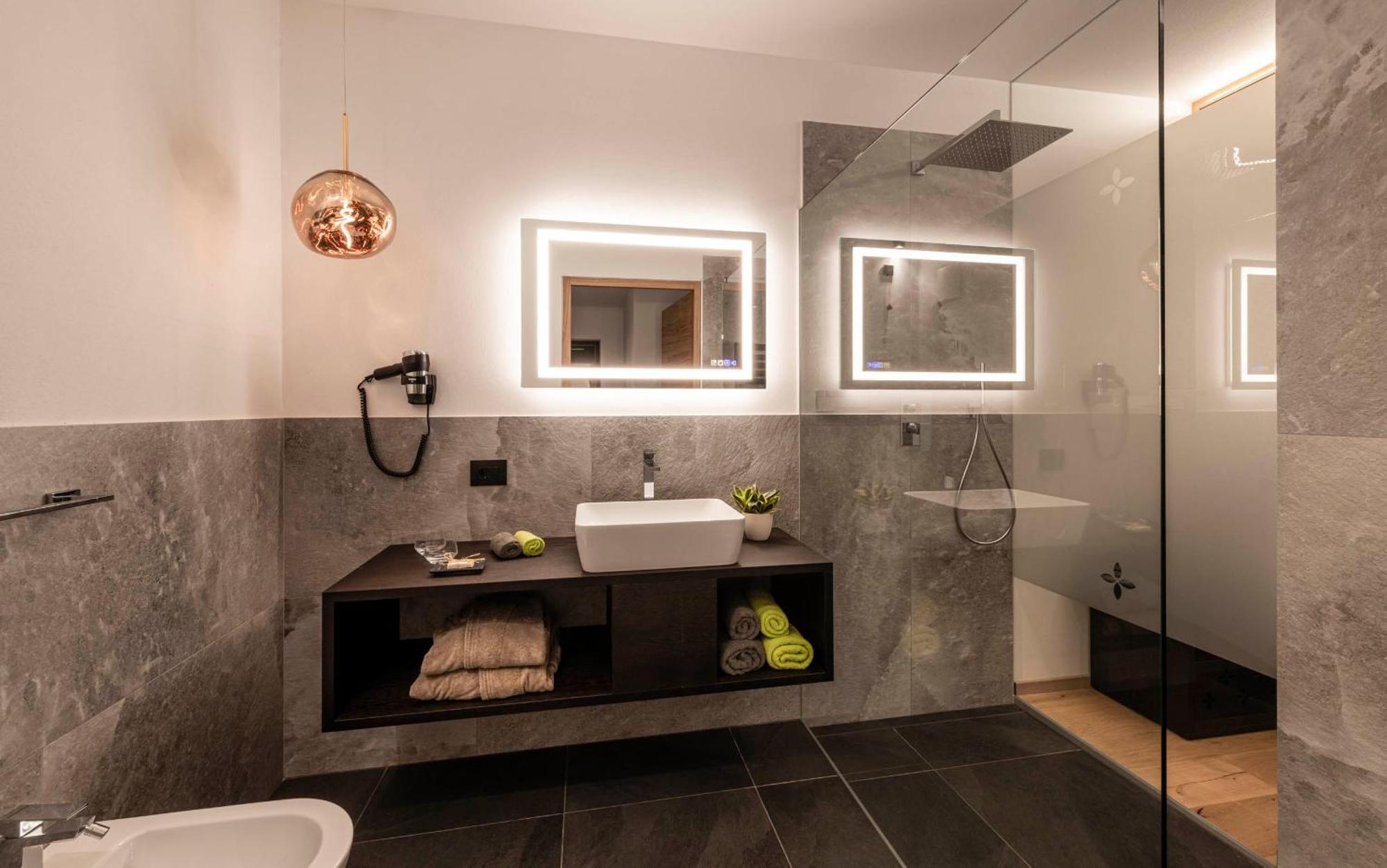 Apartments Aois 4 Elements Suits 라 발레 외부 사진